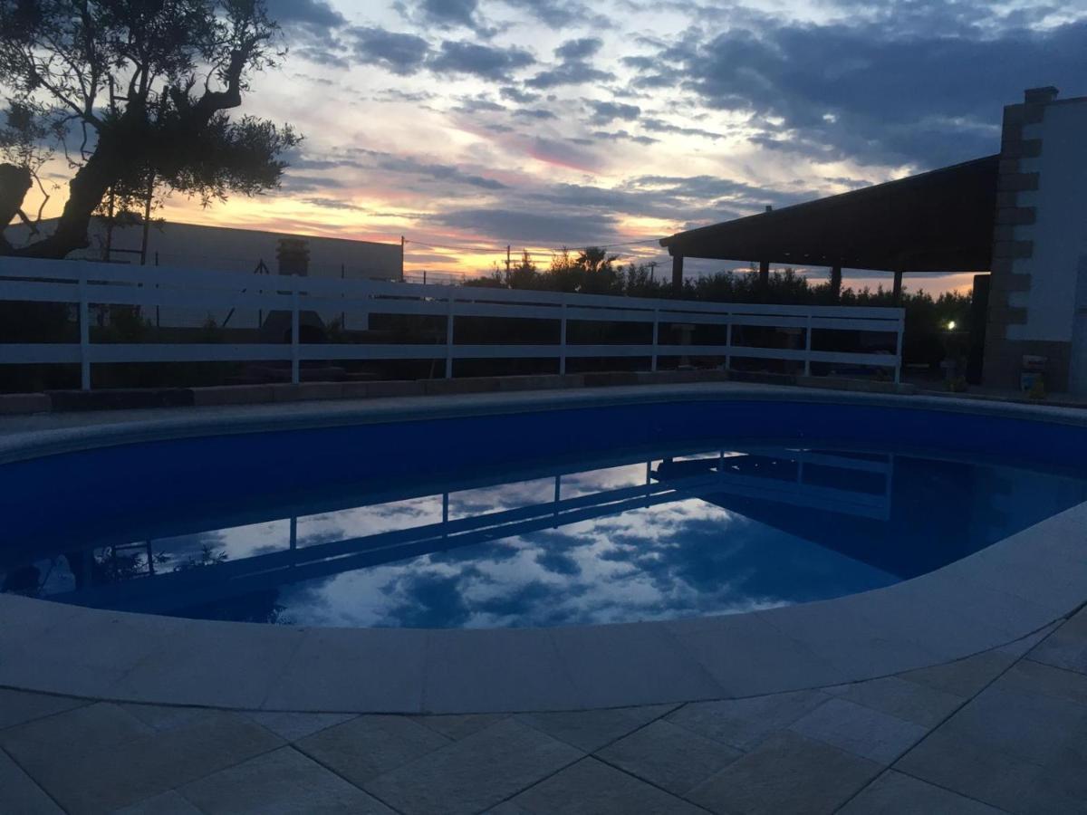 Villetta Mari Con Piscina Esclusiva Nel Salento Capilungo Eksteriør billede